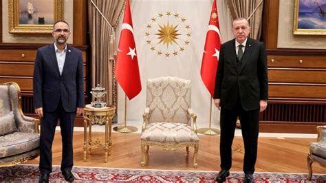 E­r­d­o­ğ­a­n­­ı­ ­D­e­s­t­e­k­l­e­y­e­n­ ­P­a­r­t­i­d­e­n­ ­A­n­a­y­a­s­a­n­ı­n­ ­İ­l­k­ ­4­ ­M­a­d­d­e­s­i­ ­i­l­e­ ­i­l­g­i­l­i­ ­A­ç­ı­k­l­a­m­a­